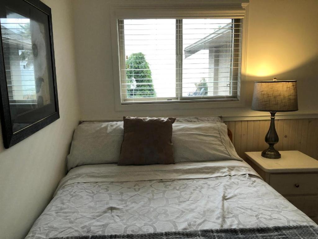 Qualicum Breeze Beach Resort Bowser Exteriör bild
